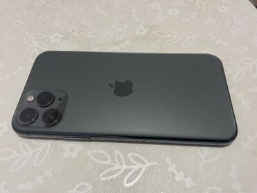 Apple iPhone: IPhone 11 Pro, Б/у, 64 ГБ, Зеленый, Защитное стекло, Чехол, 75 %