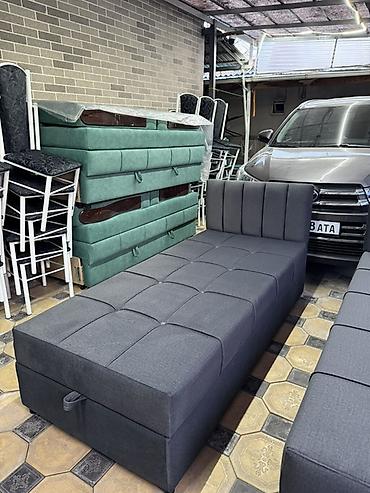 Односпальные кровати: Односпальная тахта с подъёмным коробом - Компактная тахта с вшитым — 1