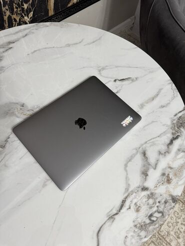 ноутбук кызыл кыя: Ноутбук, Apple
