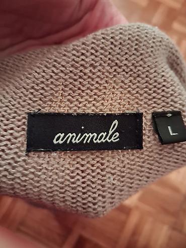 Majice kratkih rukava: Ženska garderoba – set majica i bluza - Bela pamučna majica sa — 12