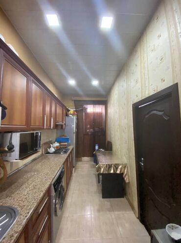 Uzunmüddətli kirayə evlər: 8 kv. m, 3 otaqlı — 4