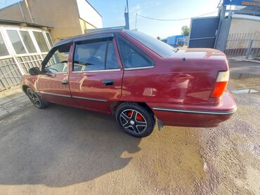 Daewoo: Daewoo Nexia: 2005 г., 1.5 л, Механика, Бензин, Седан