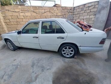 запчасти на фольксваген гольф 2: Mercedes-Benz 220: 2.2 л | 1995 г