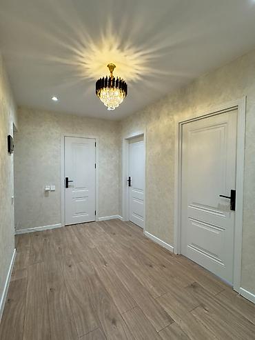 emlak agentliyi: Bakı, Bakıxanov qəs., 3 otaqlı, Köhnə tikili, 60 kv. m — 10