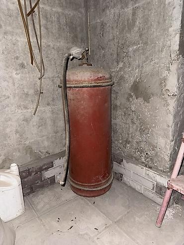 Qaz balonu – metal silindr - Material: qalın divarlı polad korpus -