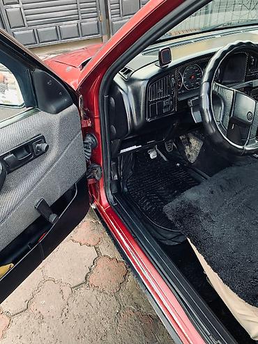 Volkswagen: Volkswagen Passat: 1988 г., 1.8 л, Механика, Бензин, Седан — 4