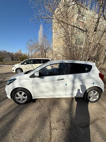 Chevrolet: Chevrolet Spark: 2016 г., 1 л, Вариатор, Бензин, Хэтчбэк — 7