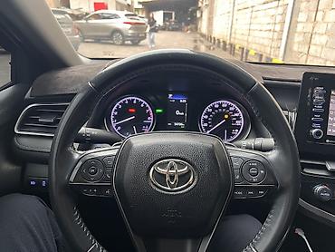 Toyota: Toyota Camry: 2021 г., 2.5 л, Автомат, Бензин, Седан — 3