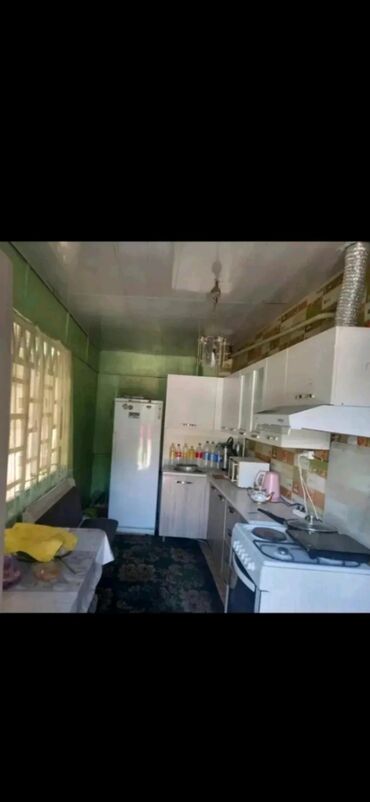 дом в раздольном: 75 м², 4 комнаты, Парковка, Сарай, Забор, огорожен