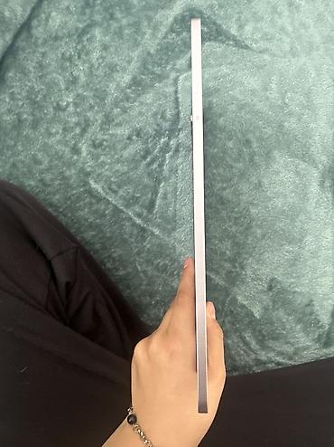 irşad tablet: Salam hervaxtiniz xeyir ipad air 11 inch (M3) 95 pildir eslinde — 2