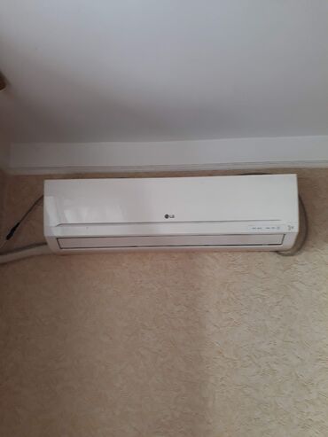 Günlük kirayə mənzillər: 2 otaqlı, Yasamal r. r-nu -da lalafo.az — 17 Günlük kirayə mənzillər: 2 otaqlı, Yasamal r. r-nu — 17