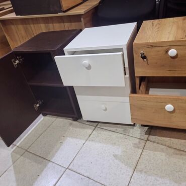 Ofis dolabları: Ofis tumbuckalari YENI. hundurluk 60 sm eni 40 sm derinlik 40 sm unvan — 5
