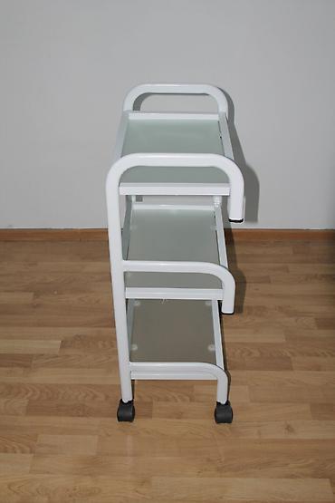 Salon, tibbi mebel: 3 mərtəbəli servis/saxlama rəfi – təkərli - Konstruksiya: möhkəm — 4