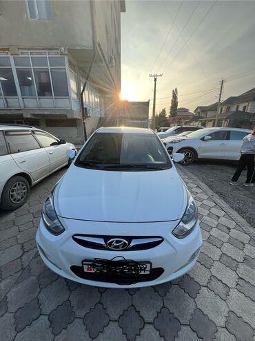 малометражки машины купить: Hyundai Accent: 2015 г., 1.5 л, Автомат, Бензин, Седан