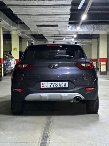 Kia: Kia Stonic: 2018 г., 1.6 л, Автомат, Дизель, Кроссовер