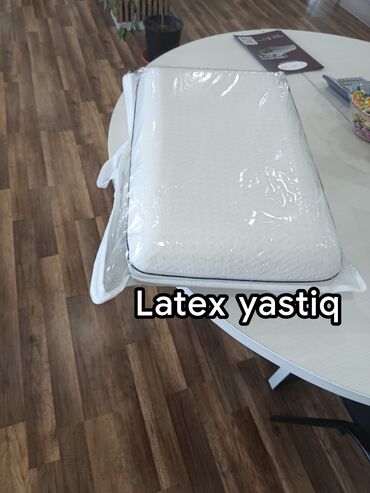 Balışlar, yastıqlar: Yuxu üçün Yeni Ortopedik Yastıq, Pulsuz çatdırılma -da lalafo.az — 4 Balışlar, yastıqlar: Yuxu üçün Yeni Ortopedik Yastıq, Pulsuz çatdırılma — 4