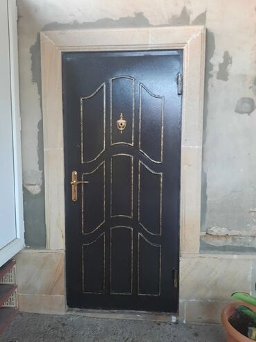 Digər ixtisaslar: Rengsaz xidmeti — 3