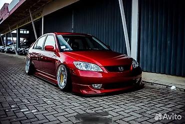 Honda Civic: 2004 г., Седан