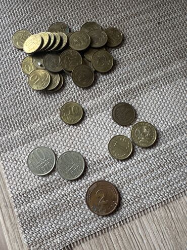 часы фирменные: Продам монеты