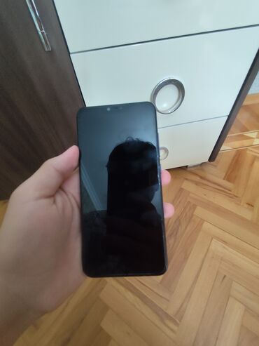 ucuz telefonlar kreditle: Xiaomi Mi 8 Lite, 64 ГБ, цвет - Серый, 
 Сенсорный, Отпечаток пальца, Face ID