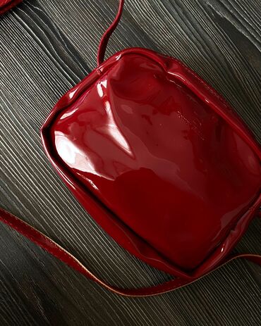 сумки красные: Сумочка в супер трендовом цвет