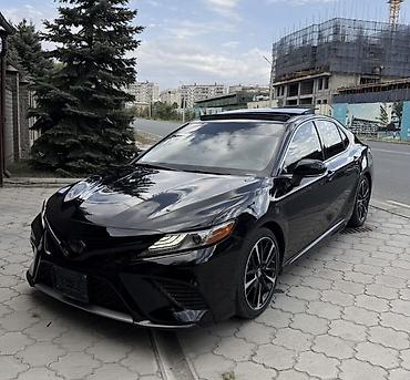 rolls royce phantom: Toyota Camry: 2019 г., 2.5 л, Автомат, Бензин, Седан — 1
