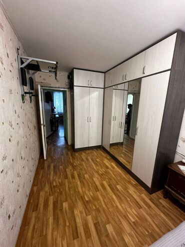 3 комнаты, 59 м², 104 серия, 2 этаж, Косметический ремонт