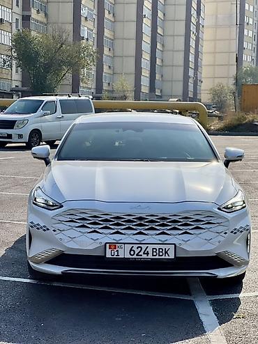 kia avela: Kia K8: 2022 г., 1.6 л, Автомат, Бензин, Седан — 3