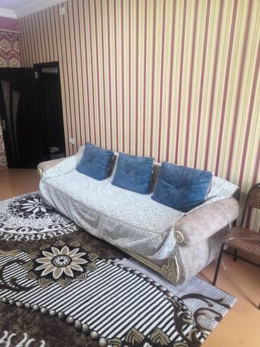 Uzunmüddətli kirayə mənzillər: 2 otaq yeni binada 60 otaqlı mənzil kirayə verirəm.balkonlu m — 2