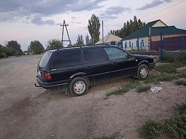 hongqi e: Volkswagen Passat Variant: 1993 г., 1.8 л, Механика, Универсал — 2
