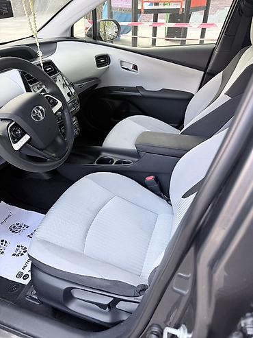 toyota prius 2016: Toyota Prius: 2016 г., 1.8 л, Гибрид, Хэтчбэк — 6