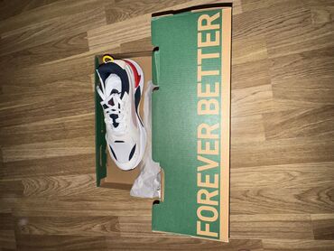 Krasofkalar və idman ayaqqabıları: Salam ayaqabi tam orginaldir Azerbaycan dan alinmayip Amerkadan pay -da lalafo.az — 9 Krasofkalar və idman ayaqqabıları: Salam ayaqabi tam orginaldir Azerbaycan dan alinmayip Amerkadan pay — 9