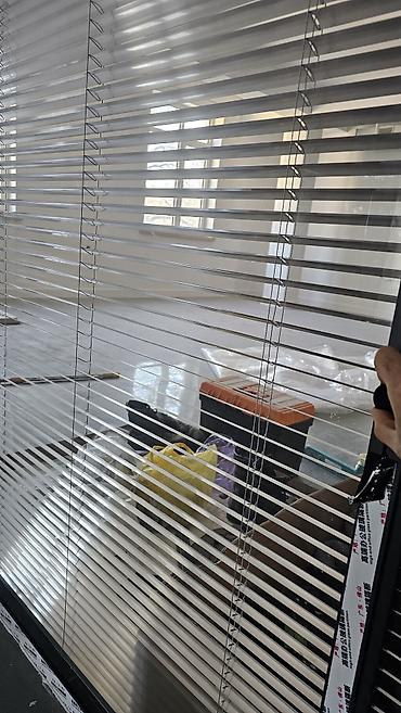 Другие окна на заказ: Стеновые перегородки . стекло каленное с двух сторон, а внутри — 7