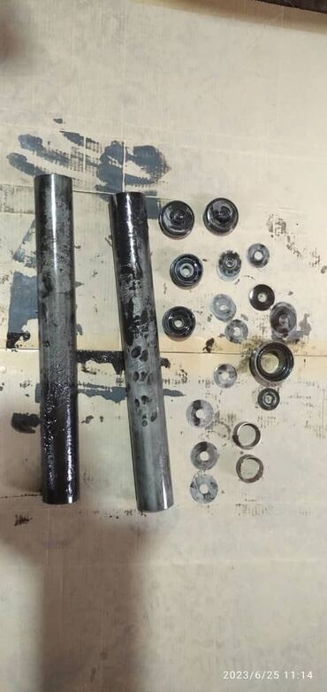 Амортизаторы, пневмобаллоны: Комплект амортизаторов Toyota — 12