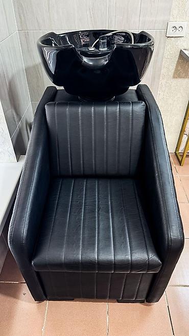 Мойки и раковины: Парикмахерская мойка со встроенным креслом. Так же зеркала и — 1