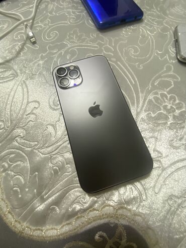 б у телефоны купить: IPhone 12 Pro, Б/у, 128 ГБ, Серебристый, Чехол, 76 %
