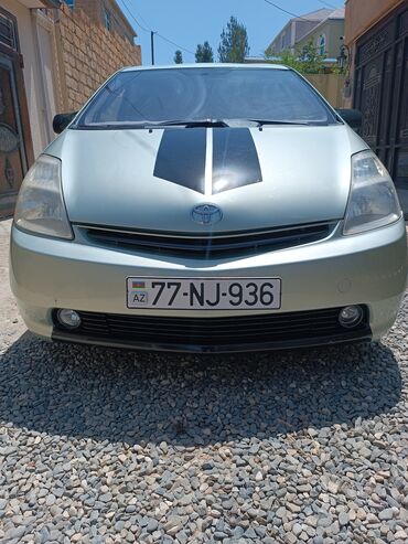Toyota: Toyota Prius: 1.5 l | 2007 il Sedan