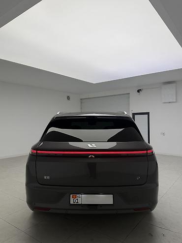 xpeng p7: Lixiang L7: 2023 г., 1.5 л, Автомат, Электромобиль, Внедорожник — 8