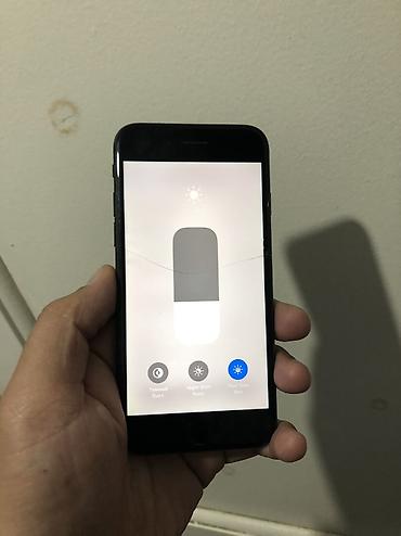 Apple iPhone: IPhone 8, Б/у, 64 ГБ, Черный, Защитное стекло, Чехол, 100 % — 2