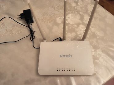 komputer lalafo: Tenda wifi modem. Təcili satılır. Bilən bilir necə modemdi. 1 həftə