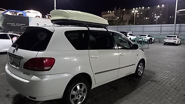 Автобокс на крышу автомобиля - Жесткий багажный бокс на крыше at lalafo.kg Автобокс на крышу автомобиля - Жесткий багажный бокс на крыше
