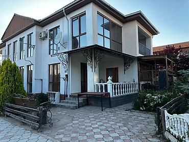 суточные домики: Сдается коттедж в пансионате Royal-Beach (Роял-Бич) - Просторная — 9