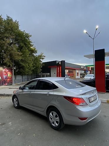 солярис хетчбек: Hyundai Solaris: 2011 г., 1.4 л, Механика, Бензин, Седан — 4
