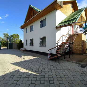 хостел в бишкеке в Кыргызстан | Посуточная аренда квартир: 350 м², С оборудованием, Действующий