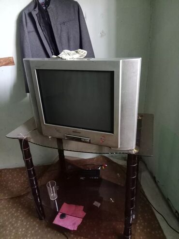 белый телевизор: Тель споставкай 2000