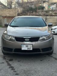 авто в азербайджане: Kia Cerato: 2 л | 2011 г. Седан