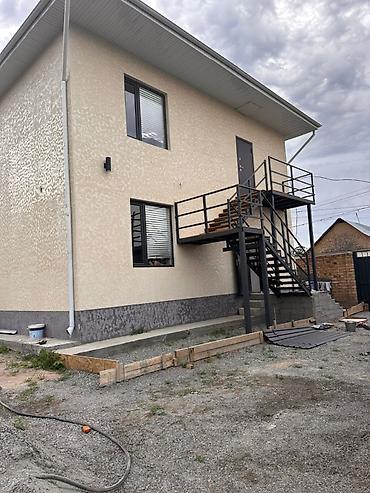 premium development: ✅ Продается 2 -этажный дом !!! 📍 Район : Чолпон -Ата 📐 Площадь : 6 — 2