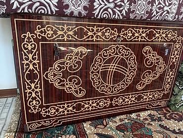 berber mirror second hand: Сундук в хорошем состоянии. 
Цена 4000с — 2