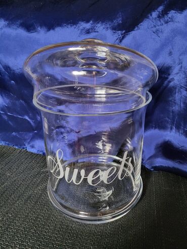 Ostalo posuđe: Bombonijera nova veca,staklena Nemacka. Nova,sve na njoj odsjaj od — 7