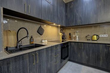 Посуточная аренда квартир: 3 комнаты, Банные принадлежности, Бронь, Бытовая техника — 3